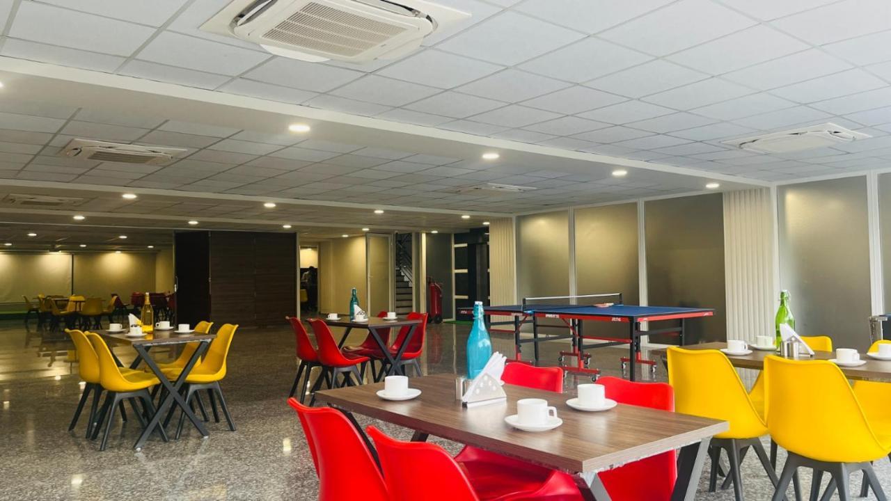 Zen Suites Gurgaon - Luxe Stays Collection Exterior photo