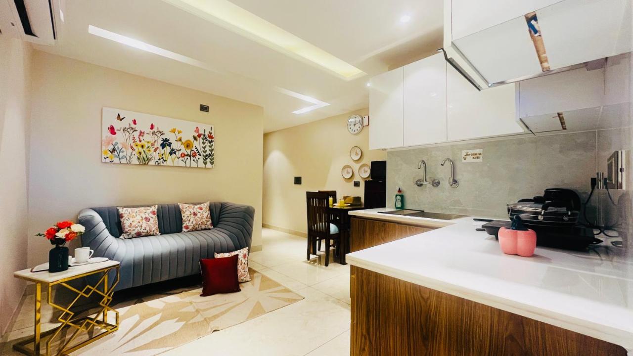 Zen Suites Gurgaon - Luxe Stays Collection Exterior photo